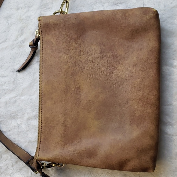 Leanna Vegan Brown faux leather Braided Crossbody Purse. - Picture 5 of 16